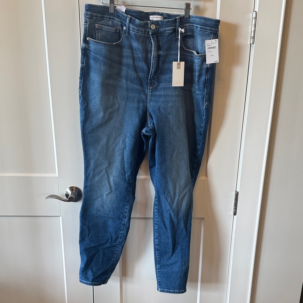 Good American Mid-Wash Blue High-Rise Jeans